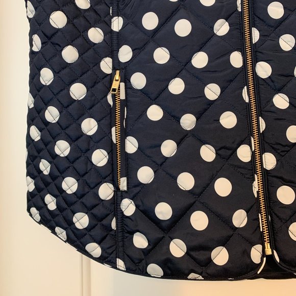 Nearly New (Only Worn Once) Cute Crown & Ivy Sleeveless Quilted Polka Dot Vest - Picture 4 of 9